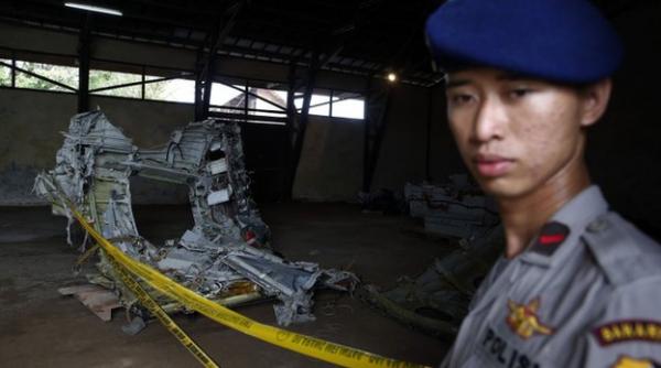 n a fost mana terorista avionul airasia a urcat cu viteza neobisnuita apoi s a prabusit