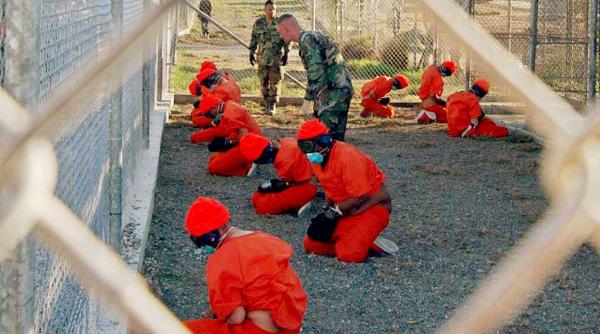 carnetele de la guantanamo infioratoarele confesiuni ale unei victime a torturii
