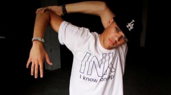 pu carie pentru un profesor care s a culcat cu doua eleve de 15 ani in acela i timp