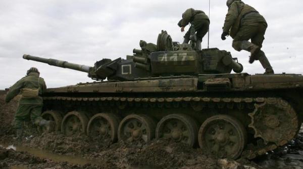 manevre militare de amploare in sudul rusiei aproape de granita cu ucraina