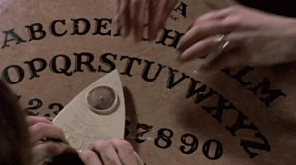 au folosit placa spiritelor ca sa contacteze cainele mort ce s a intamplat dupa e cutremurator