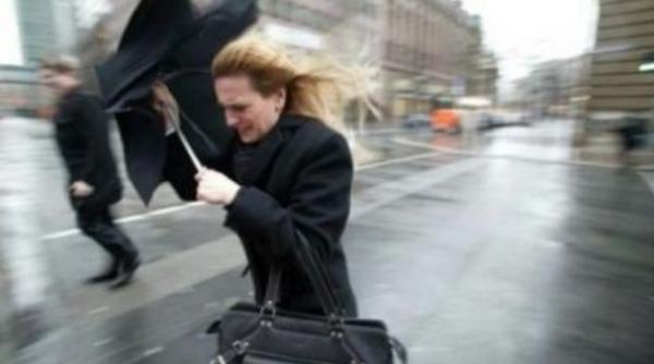 alerta de vant puternic in bucuresti si 14 judete in urmatoarele ore