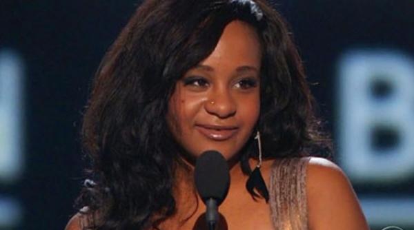 bobby brown plange fara incetare membrii familiei isi iau adio de la fiica lui whitney houston