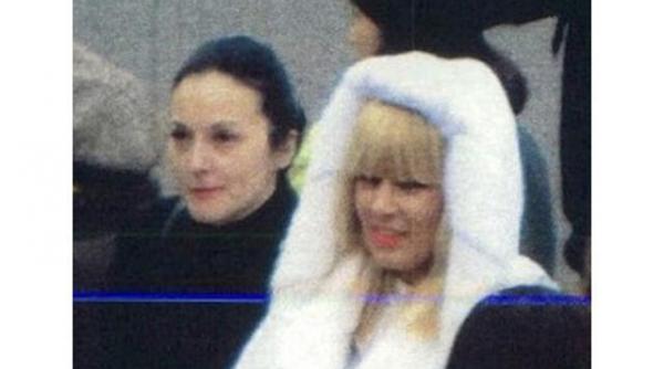 elena udrea avertizata de george maior de existenta fotografiilor de la paris