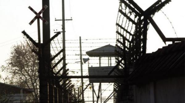 exclusiv tbc a bagat spaima in gardienii si detinutii din penitenciarul pelendava