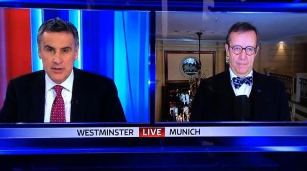 scena bizara la sky news ce face presedintele estoniei live in timp ce i se adreseaza o intrebare despre rusia video