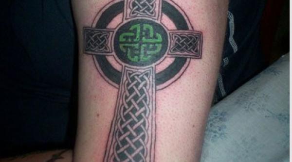 secretul tatuajelor violator ucigas