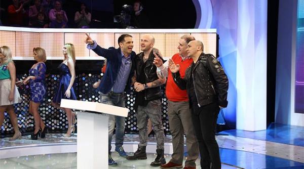 te pui cu blondele marcel pavel ma antrenez cu simona halep mi a daruit racheta din finala de la roland garros