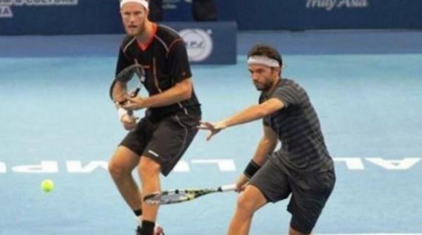 turneul atp de la rotterdam mergea si inglot calificati in sferturile probei de dublu