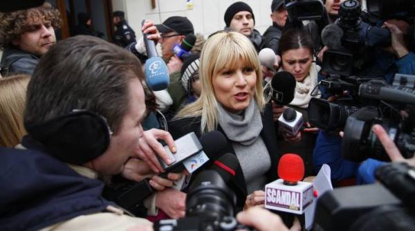 e un veritabil delir elena udrea arestata in dosarul microsoft a postat un nou mesaj pe facebook