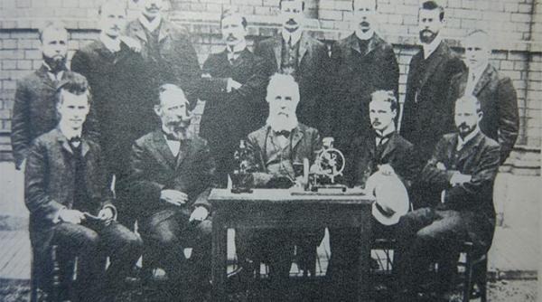 lucrarea unui roman a fost distinsa cu premiul nobel nu si romanul