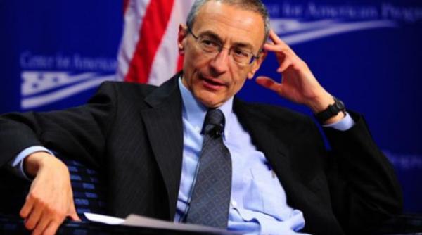 consilierul principal al lui obama socheaza o lume intreaga ce a dezvaluit politicianul pe twitter despre extraterestri