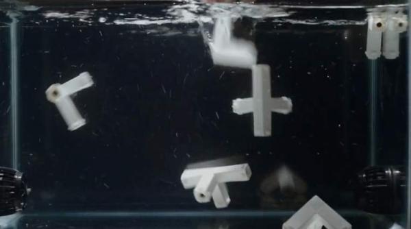 inventie mit mobila care se asambleaza singura video