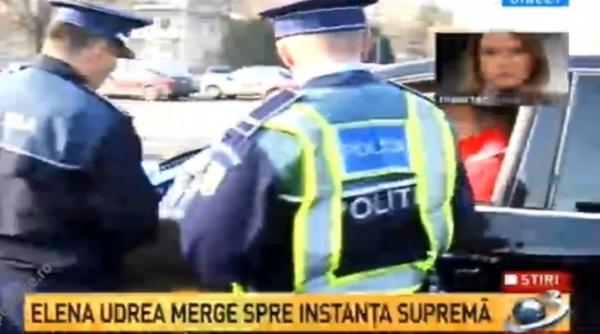 masina elenei udrea oprita in trafic de politistii rutieri