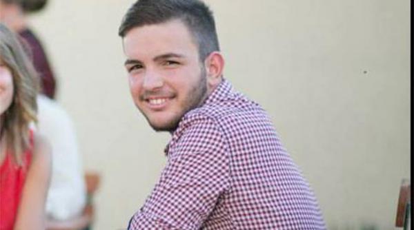 rafaelo varga as fi ales o mama care sa ma iubeasca asta as fi ales