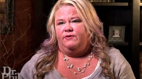 din iubire a dat milioane de dolari unui barbat din africa pe care nu l a intalnit niciodata video