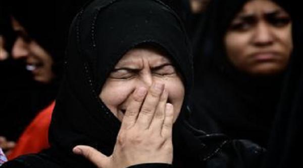 bestiile de jihadisti ai stat islamic nu au limita i au dat unei mame sa manance bucati din fiul sau