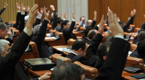 legea privind securitatea cibernetica a romaniei a fost respinsa de plenul camerei deputatilor