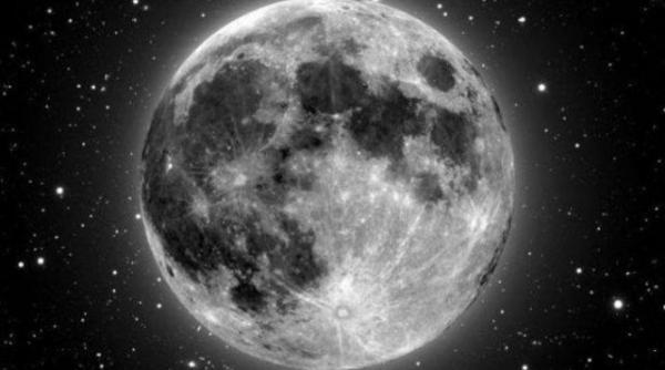 spectacol astronomic magnific luna mai indepartata ca niciodata de pamant video