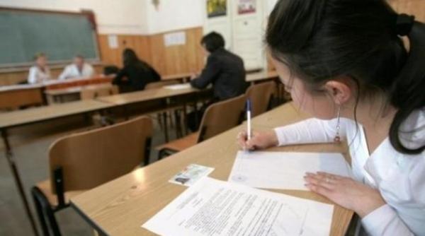 simulare evaluare nationala 2015 jumatate dintre elevi nu a luat nota de trecere