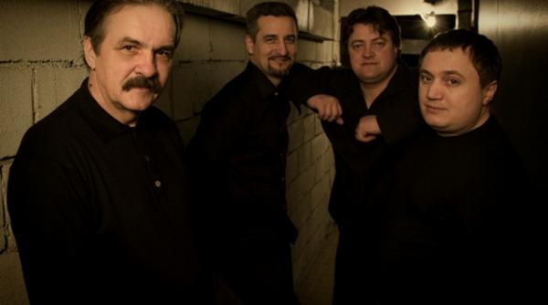 glasul pamantului cu grupul trigon