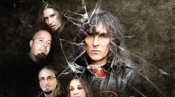 kempes a lansat albumul regasire