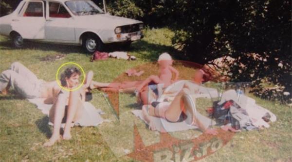 carmen iohannis in costum de plaja foto