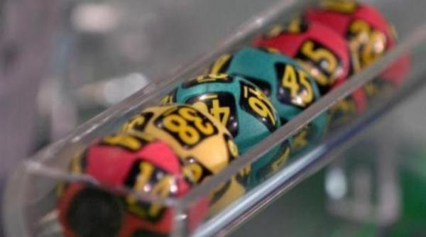 loto 6 49 report de aproape 3 milioane euro la categoria i