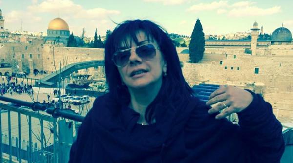 carmen tanase la mormantul sfant nu am simtit liniste m am cutremurat efectiv aproape ca m a durut carnea pe mine