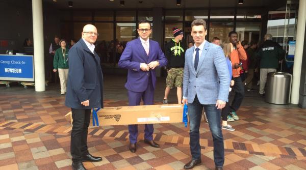 petitia celor 110 000 de romani abuzurile din romania trec oceanul a fost dusa de echipa antenei 3 la washington