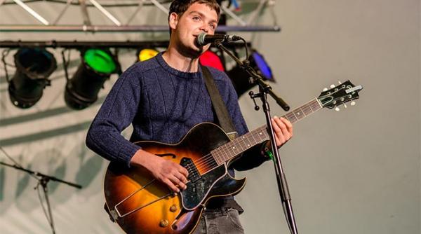 dan byron si sivu live colectiv