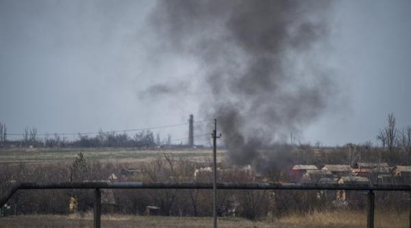 reuniune de criza pentru ucraina berlinul moscova si parisul cer incetarea focului