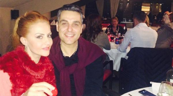 de paste oana turcu si cristi brancu au inotat si au facut drumetii