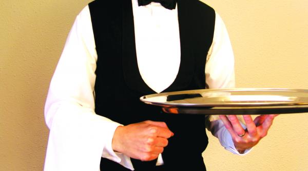 guvernul a aprobat impozitarea bacsisului amenzi de 1 500 lei pentru nedeclarare ce spun patronii de restaurante si hoteluri