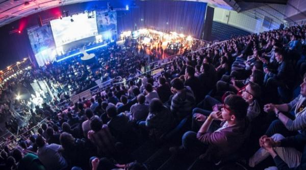 bucuresti kilometrul zero al sportului electronic mondial incepe dreamhack bucharest 2015 cel mai ambitios spectacol de sport electronic pe care il gazduieste romania