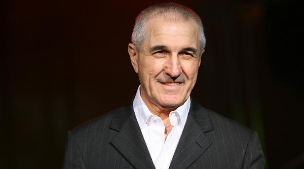 sotia lui gheorghe dinica scriu in fiecare seara ii scriu sa afle ce s a intamplat cu mine video