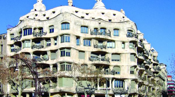 barcelona arta si fotbal