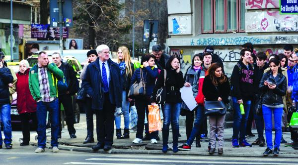 populatia va imprumuta din nou statul