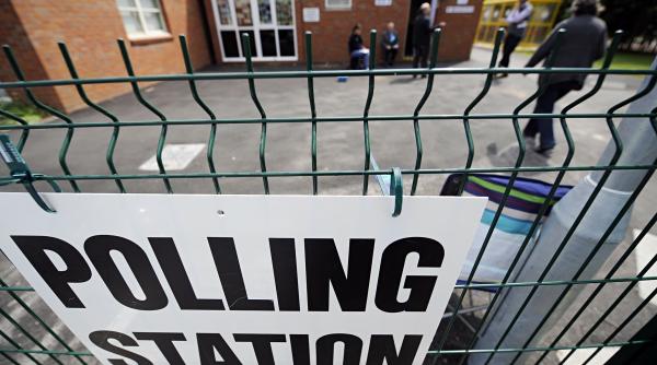 marea britanie presa saluta victoria lui david cameron