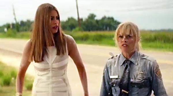 o noua comedie spumoasa in cinematografe hot pursuit urmarile periculoasa video
