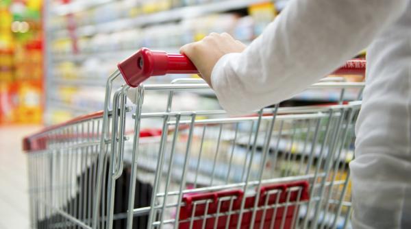 de ce ne inghesuim la cumparat tigai