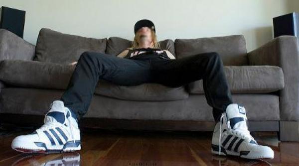 gestul unui spargator de case in timpul jafului pentru care i a cerut scuze victimei