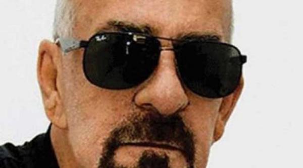 un blogger a fost torturat scalpat si decapitat