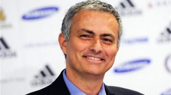 jose mourinho antrenorul anului in anglia