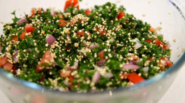 tabbouleh salata cu arome din orientul mijlociu