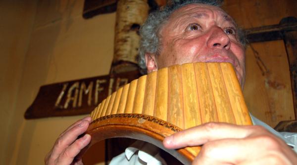 exclusiv artisti romani treceti prutul in 1991 zamfir a trecut prutul asemenea ostasilor romani in 1941