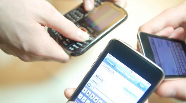 competitie acerba intre facebook si google