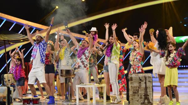 next star catalin morosanu canta cu mama sa iar marcel pavel si nico urca pe scena alaturi de copiii lor