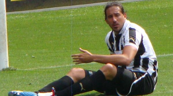 povestea trista a lui jonas gutierrez fotbalistul care a scapat de cancer a salvat o pe newcastle de la retrgrodare iar clubul l a dat afara