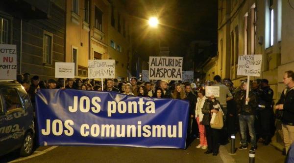 protest si la cluj manifestantii din cer tot demisia premierului ponta